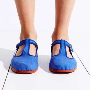 ⚡️BUNDLE ONLY⚡️T strap Mary Jane cobalt blue shoes
